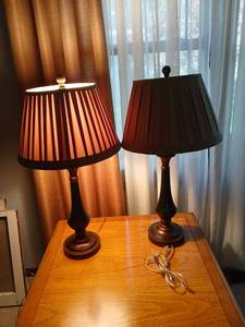lot 1084 image: Table Lamps with Pleated Shades Pair 28 inches