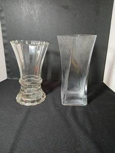 lot 1096 image: 2 Glass Vases Clear Fluted and Rectangular