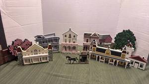 lot 1117 image: Sheilas houses and more