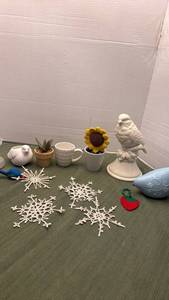 lot 1127 image: Bird figurines, bud vase and more