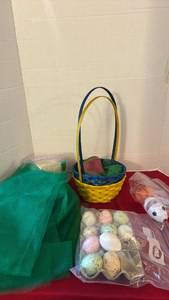 lot 1200 image: Easter baskets, eggs and more