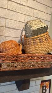 lot 1244 image: Wicker baskets