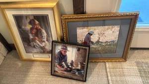 lot 1252 image: 3 Framed wall decor largest is 14x13