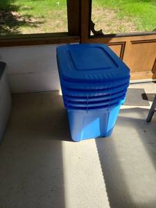 lot 1305 image: Home Blue Plastic Storage Bins with Lids Set of 4