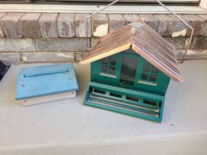 lot 1309 image: Bird Feeder Lot of  House Style Hanging Suet
