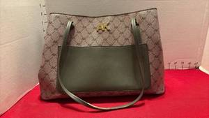 lot 1509 image: Anne Klein bag. Wear on handles.