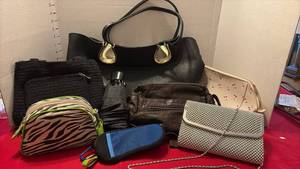 lot 1512 image: Lot of Handbags and Accessories