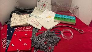 lot 1531 image: Hankies, scarf ties and more