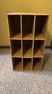 lot 1557 image: Cardboard shoe rack 27x15x13