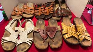 lot 1564 image: Ladies sandals size 9.5