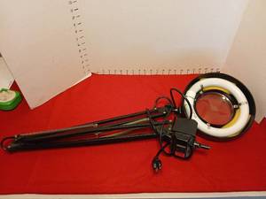 lot 1639 image: Swing arm Lamp with Magnifying Glass 50 inches total works