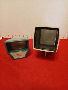 lot 1664 image: Lot of .q Vintage Slide Viewer Projectors Argus Preavue and Sawyers Panavue