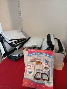 lot 1709 image: Conlily Store Vacuum Bags Space-Saving Design with baleine storages bags
