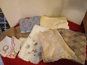 lot 1775 image: Lot of Linens Handkerchiefs Napkins Tablecloths Embroidered Lace Trim