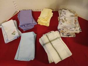 lot 1777 image: Lot of Cloth Napkins Mixed Colors Embroidered Printed