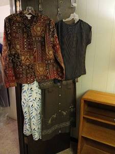 lot 2407 image: Christopher & Banks ladies large And more
