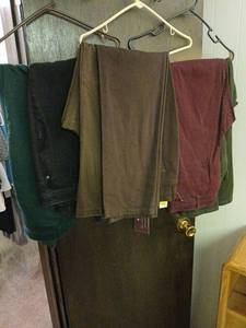 lot 2505 image: Ladies  Assorted Pants Multiple Colors and Styles size 12 to 14