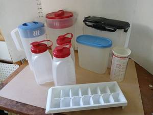 lot 3016 image: Food Storage & Kitchen Containers Lot