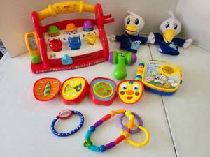 lot 3127 image: Baby toys