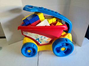 lot 3136 image: Mega Bloks in pull wagon