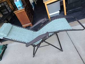 lot 3202 image: Zero-gravity chair