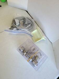 lot 3221 image: Door lock hardware no key, shower head