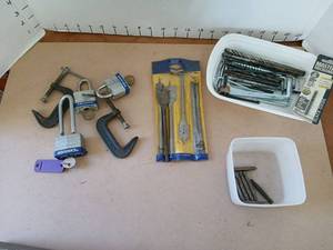 lot 3333 image: Tools Clamps, Padlocks, Spade Bits, C-Clamps