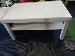 lot 3401 image: White Coffee Table with Shelf  18x36x22 located in garage