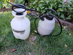 lot 5004 image: Chapin 20000 Sprayer 163.8L and 1 gal