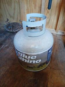 lot 5023 image: Blue Rhino Propane Tank fullnew