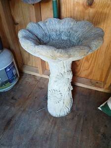 lot 5024 image: Carved Pedestal Bird Bath with Flower Design Basin  1 piece in backyard heavy 24 inch tall