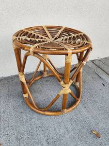 Vintage Round Rattan Side Table&nbsp;