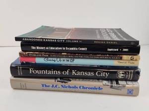 lot 91 image: Kansas City Coffee Table Book Lot