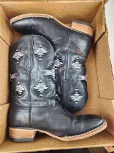 lot 97 image: Arillero Lazio RD Solida H24 Black Boots Size 9