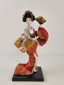 lot 126 image: Asian Geisha Doll Figure Red Gold Dress Fans Black Base