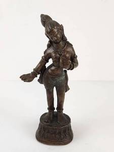 lot 131 image: Vintage Bronze Deity Statue 6.5