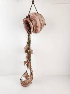 lot 150 image: Vintage Mexican Hanging Decor Vase of Fish