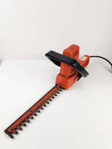lot 287 image: Villain Blacksmith Electric Hedge Trimmer 115V