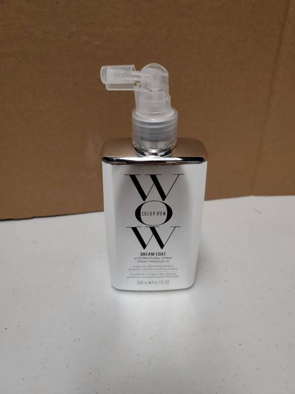lot 59575 image: Color Wow Dream Coat Supernatural Spray 200ml 6.7 FL OZ - Retail $30