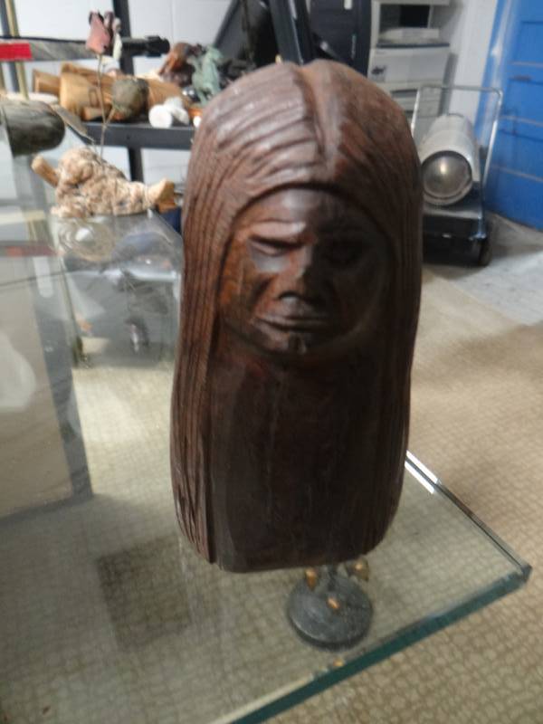 lot 8682 image: Ironwood Indian Head- 6 tall