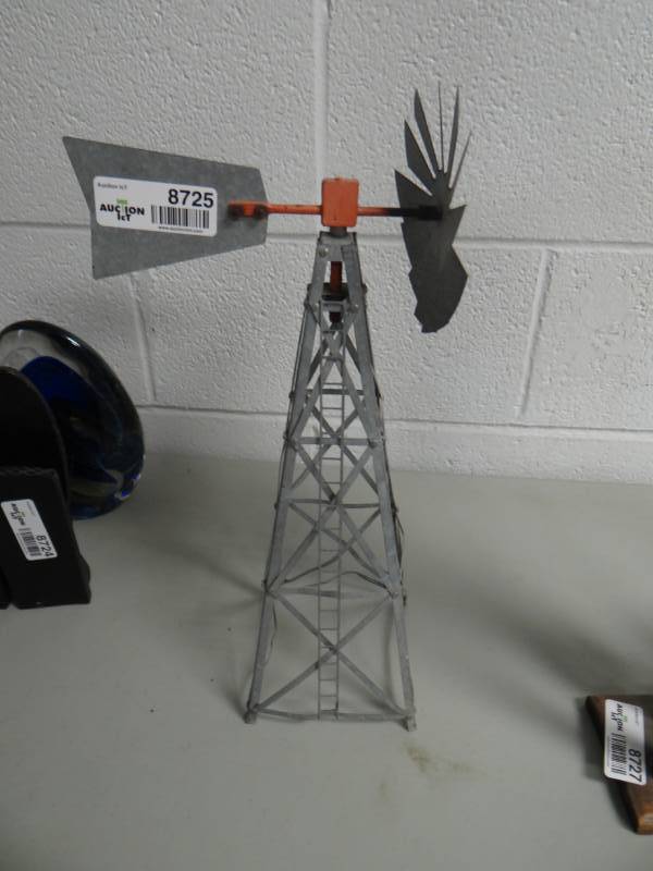 lot 8725 image: Metal table top windmill- 17 tall