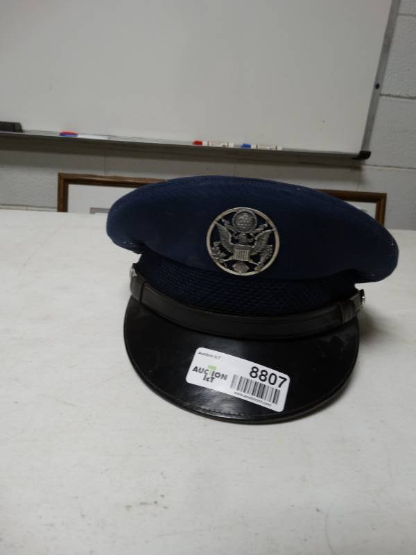 lot 8807 image: Vintage Military hat