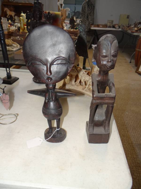 lot 8837 image: 2 carved wood African statues
