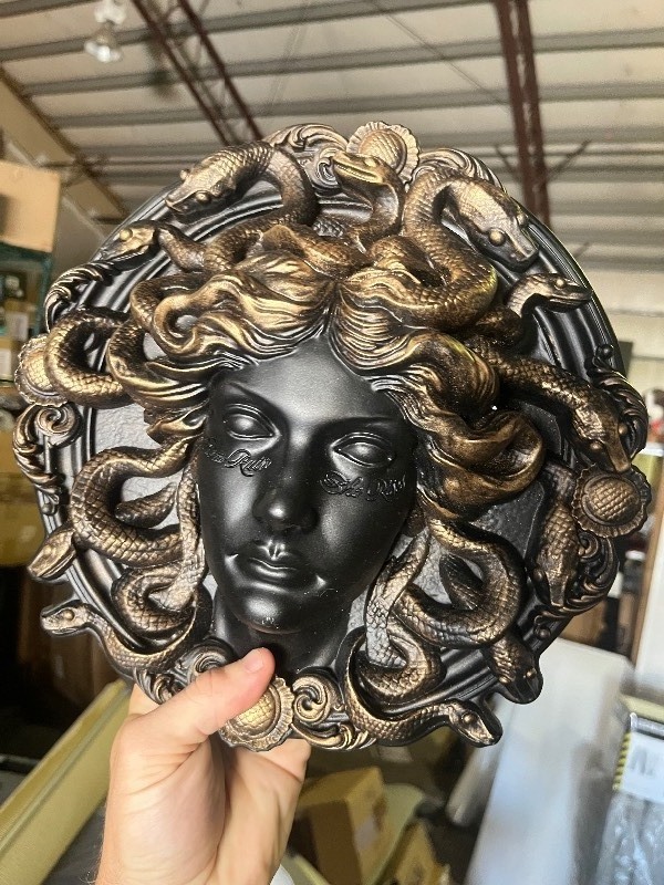 lot 92 image: 12 Unique Beautiful Medusa 3D Wall Decor