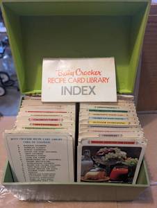 lot 1501 image: Betty Crocker Recipe Card Library&nbsp