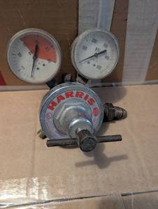 lot 3011 image: Harris Gas Regulator with Dual Pressure Gauges