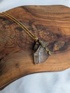 lot 3513 image: Handmade Gold Tone Necklace with Clear Stone and Leaf Charms Pendant