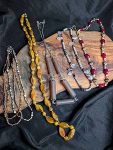lot 3519 image: Mixed Materials Beaded Necklaces Lot - 7 ct