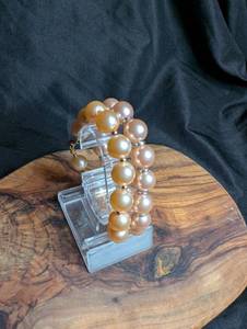 lot 3600 image: Pearl Bead Bracelets