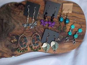 lot 3718 image: Lot of 6 Beaded Dangle Earrings with Hooks
